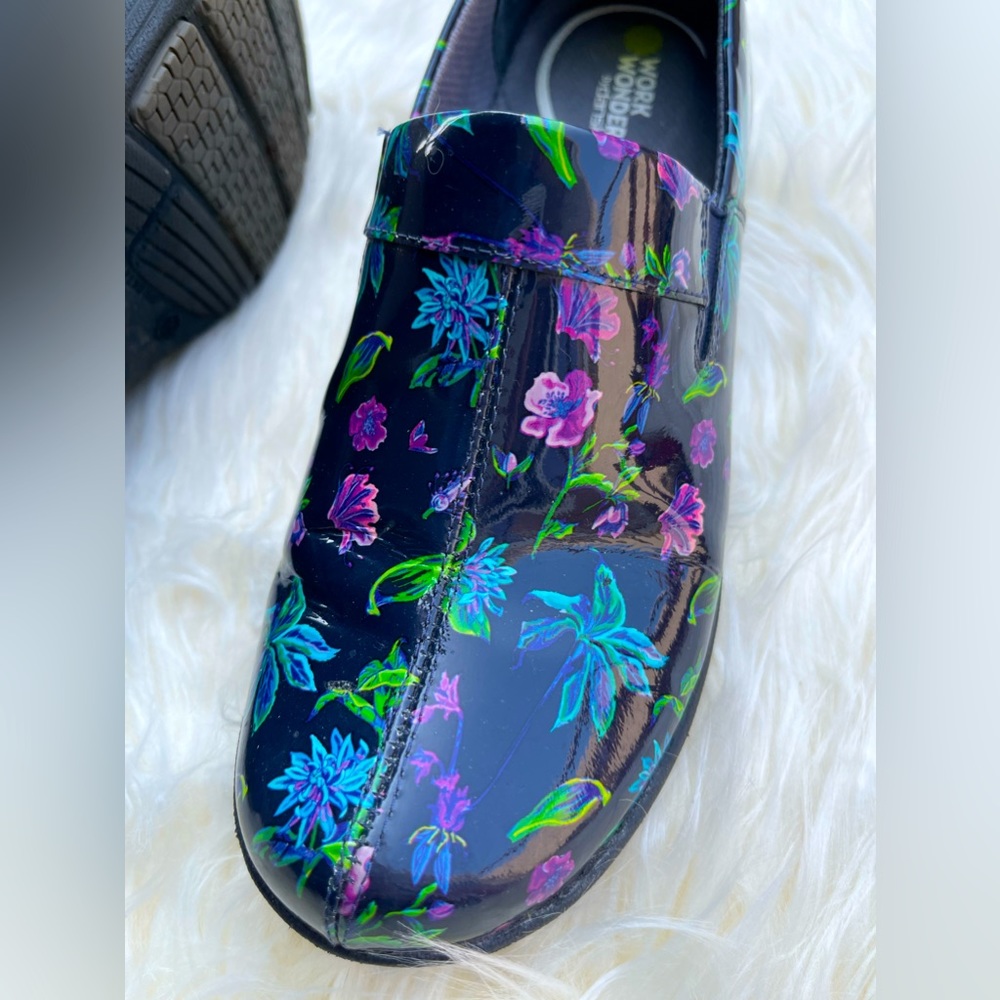 NEW Women’s Dansko Clogs, Botanical Patent, Size 39 - Picture 4 of 9